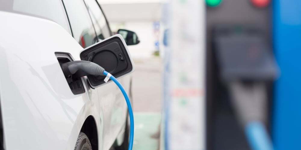 AUTO ELECTRICO ELETROMOBILIDAD