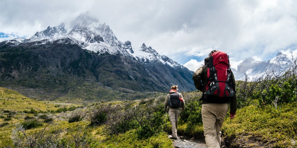 TREKKING
