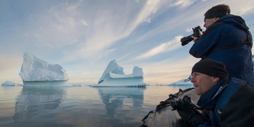 Tourism: First Antarctic cruise ship built in Chile to start season