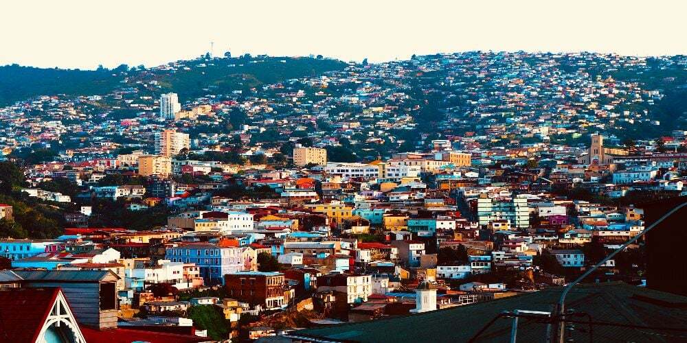 Empresa extranjera: conoce cómo ayudar a reconstruir Valparaíso