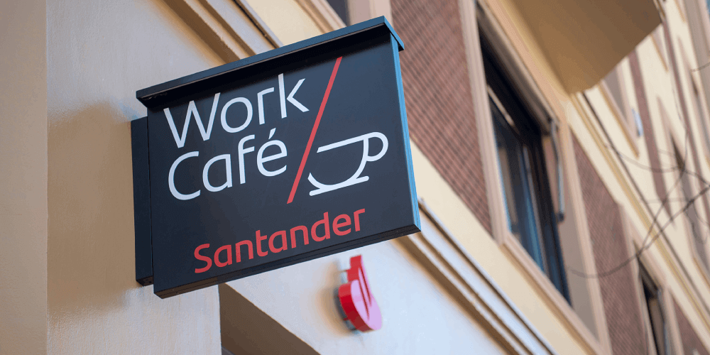 Work/Café Santander más grande del mundo abre sus puertas en Santiago